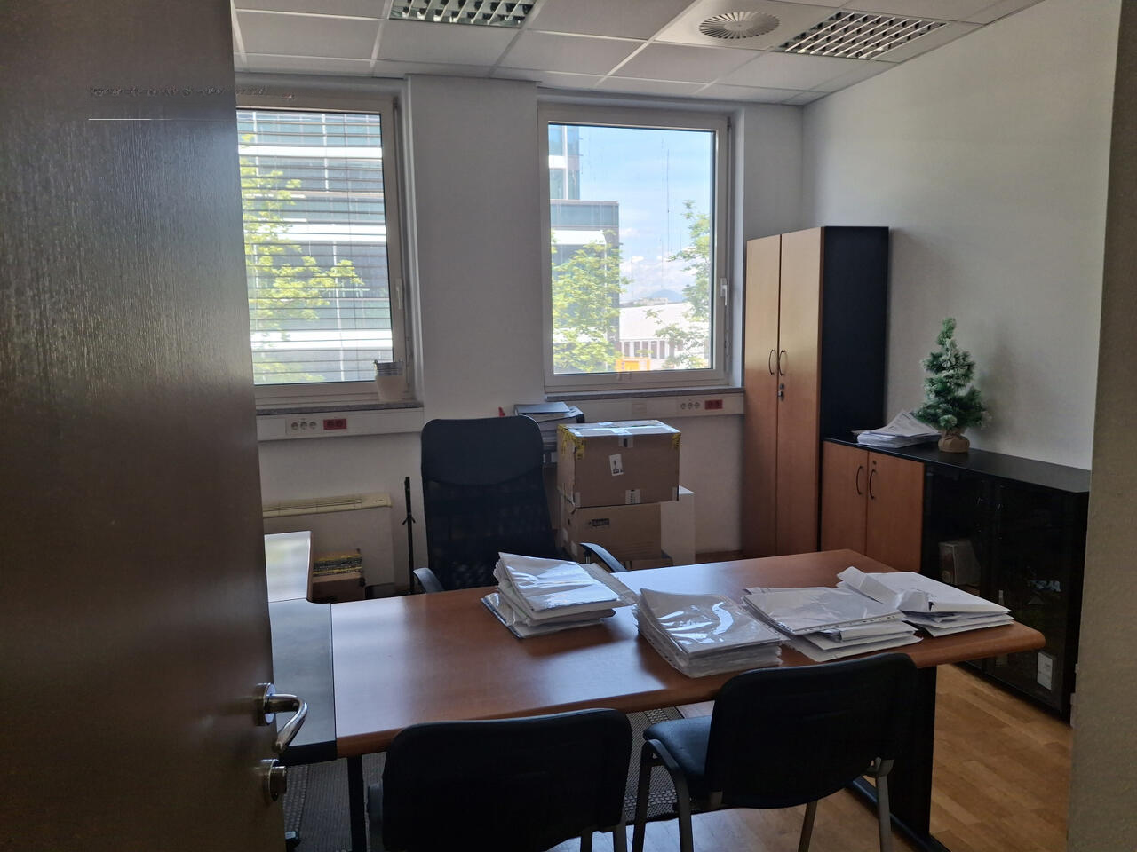 Офис в Любляне, Словения, 160 м² - фото 4