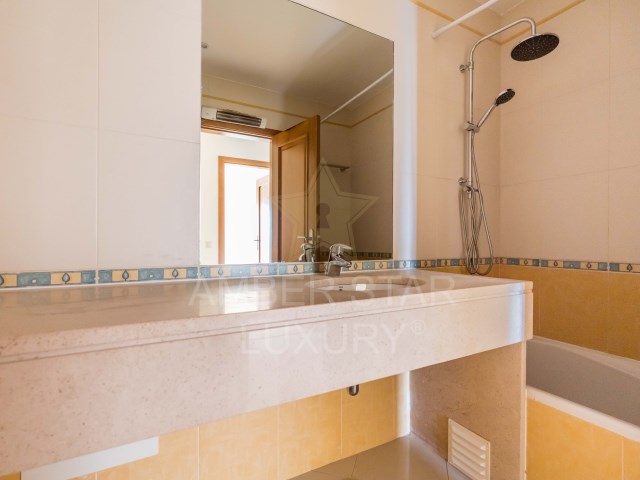 Квартира в Алгарве, Португалия, 187 м² - фото 8