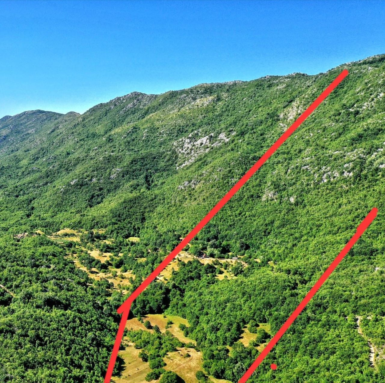 Земля в Никшиче, Черногория, 100 000 м² - фото 3