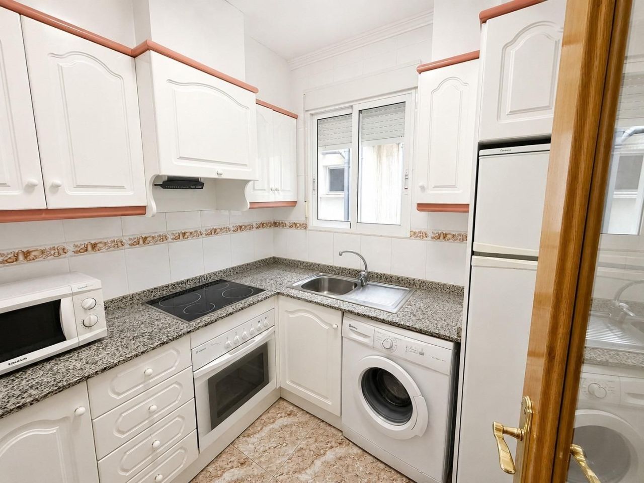 Квартира в Торревьехе, Испания, 90 м² - фото 6