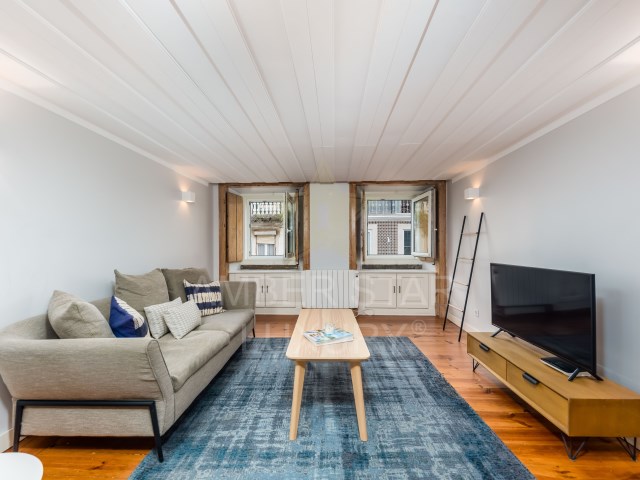 Квартира в Лиссабоне, Португалия, 80 м² - фото 12