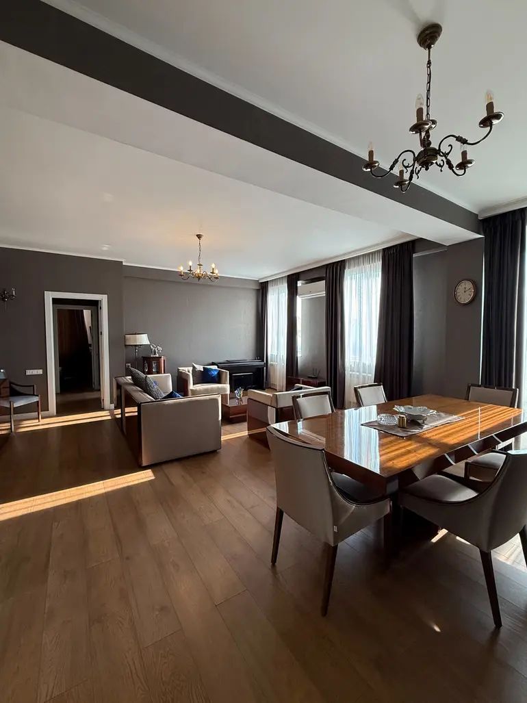 Квартира в Тбилиси, Грузия, 157 м² - фото 1