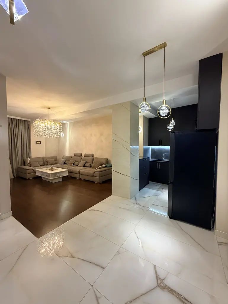 Квартира в Тбилиси, Грузия, 95 м² - фото 1