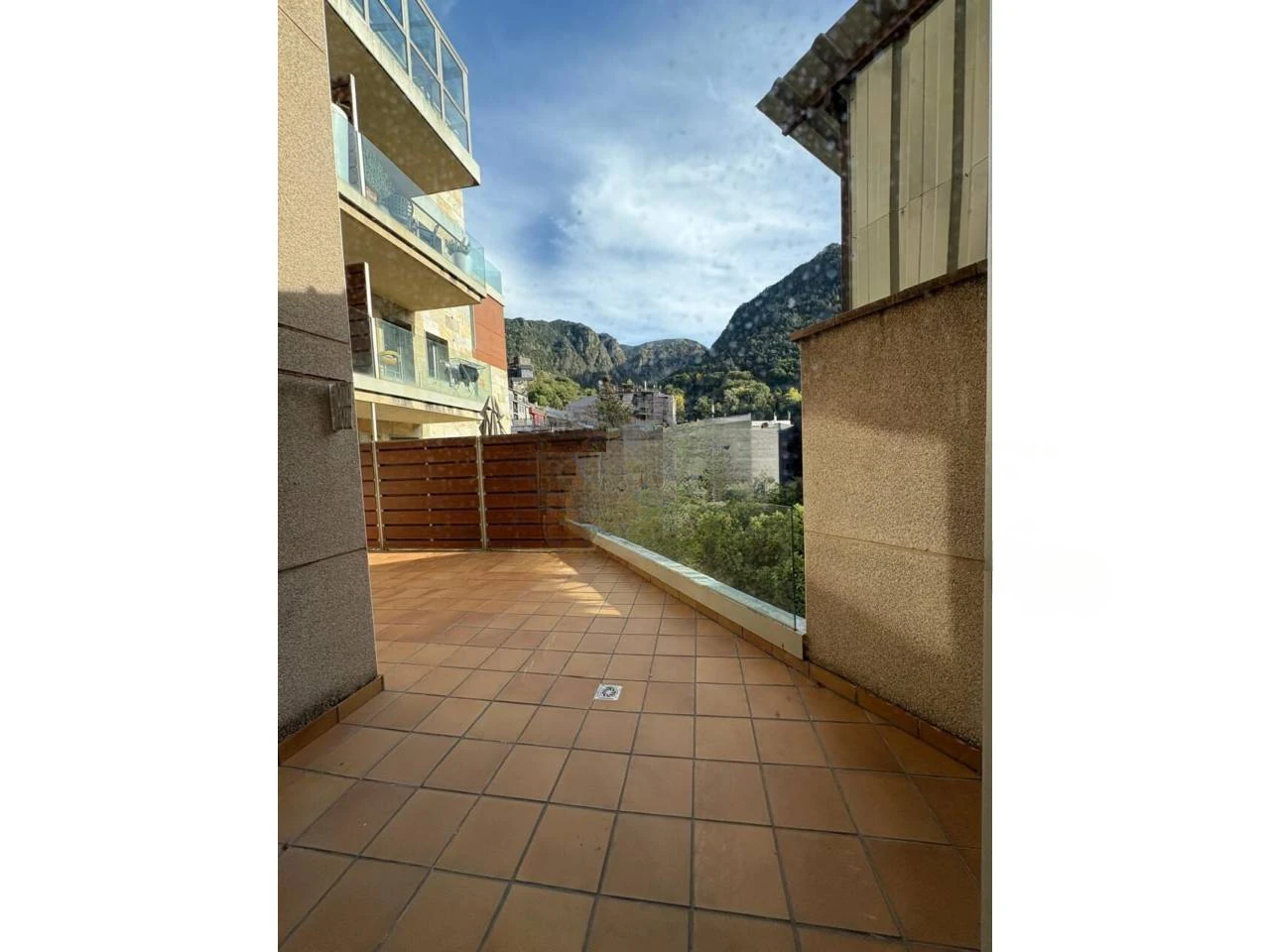 Квартира в Эскальдесе, Андорра, 136 м² - фото 3