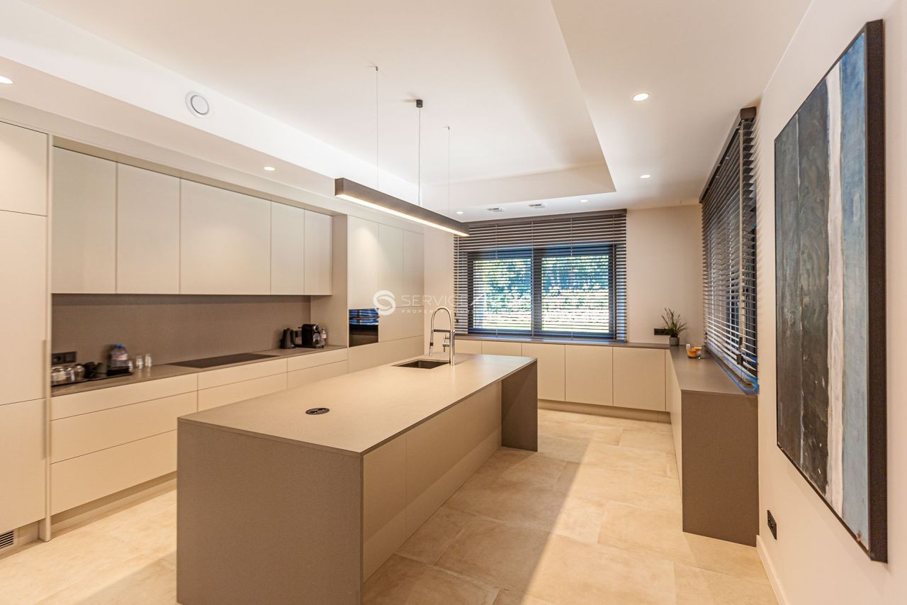 Вилла в Сен-Поль-де-Ванс, Франция, 1 260 м² - фото 16