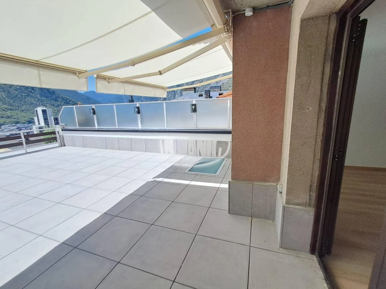 Квартира в Эскальдесе, Андорра, 110 м² - фото 9