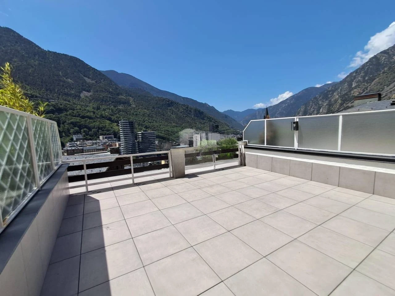 Квартира в Эскальдесе, Андорра, 110 м² - фото 12