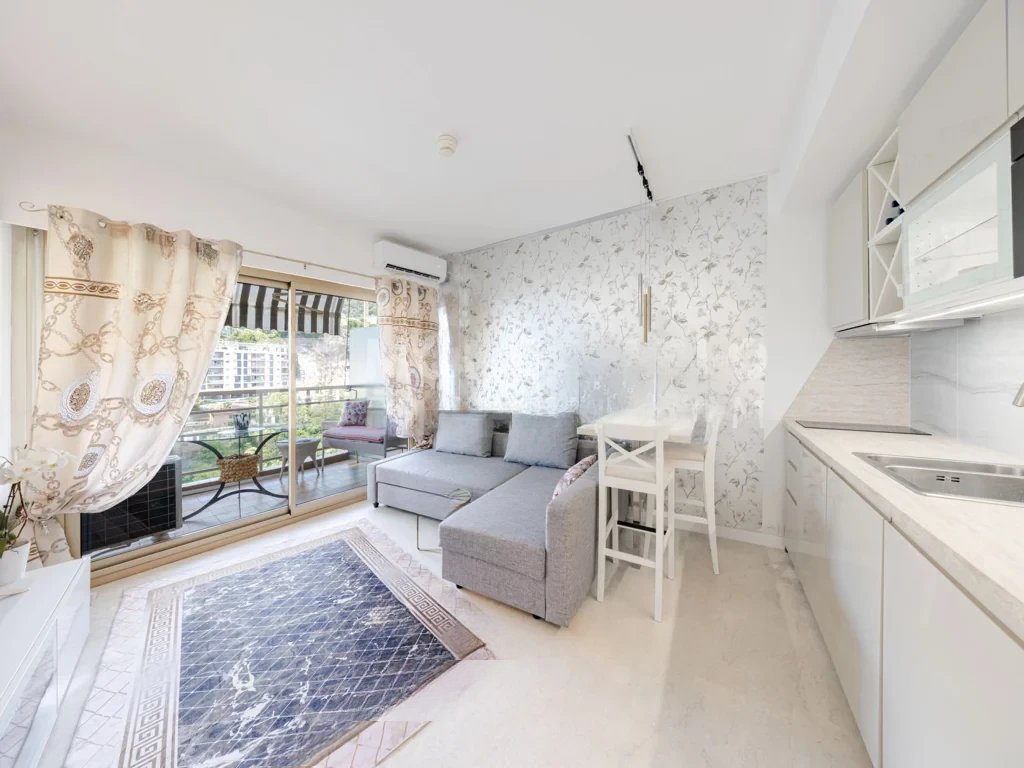 Квартира в Сен-Романе, Монако, 38 м² - фото 1