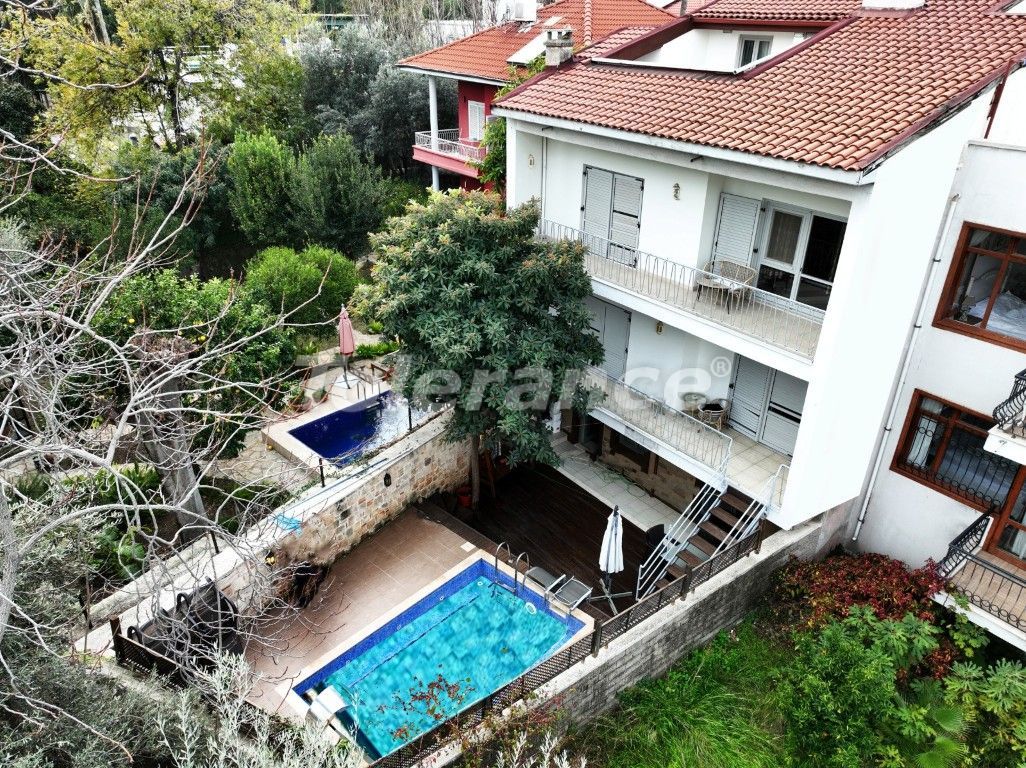 Отель, гостиница в Анталии, Турция, 550 м² - фото 1
