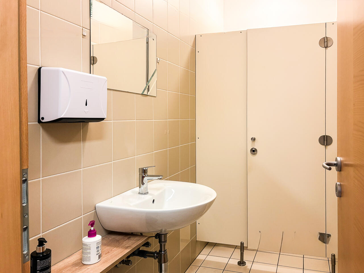 Офис в Любляне, Словения, 18 м² - фото 7