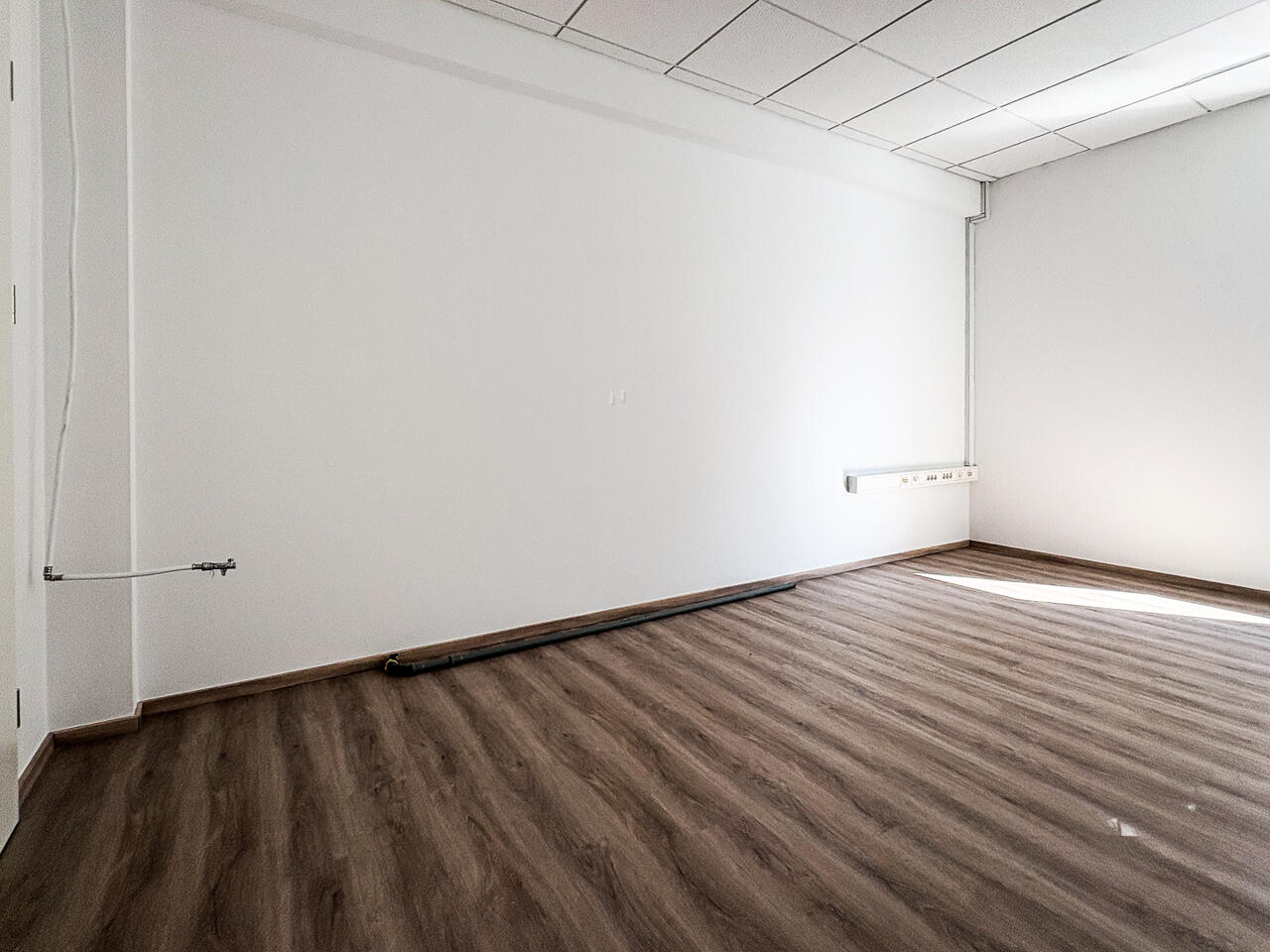Офис в Любляне, Словения, 18 м² - фото 12