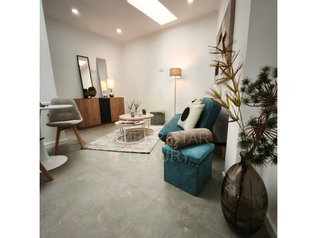 Квартира в Лиссабоне, Португалия, 72 м² - фото 1