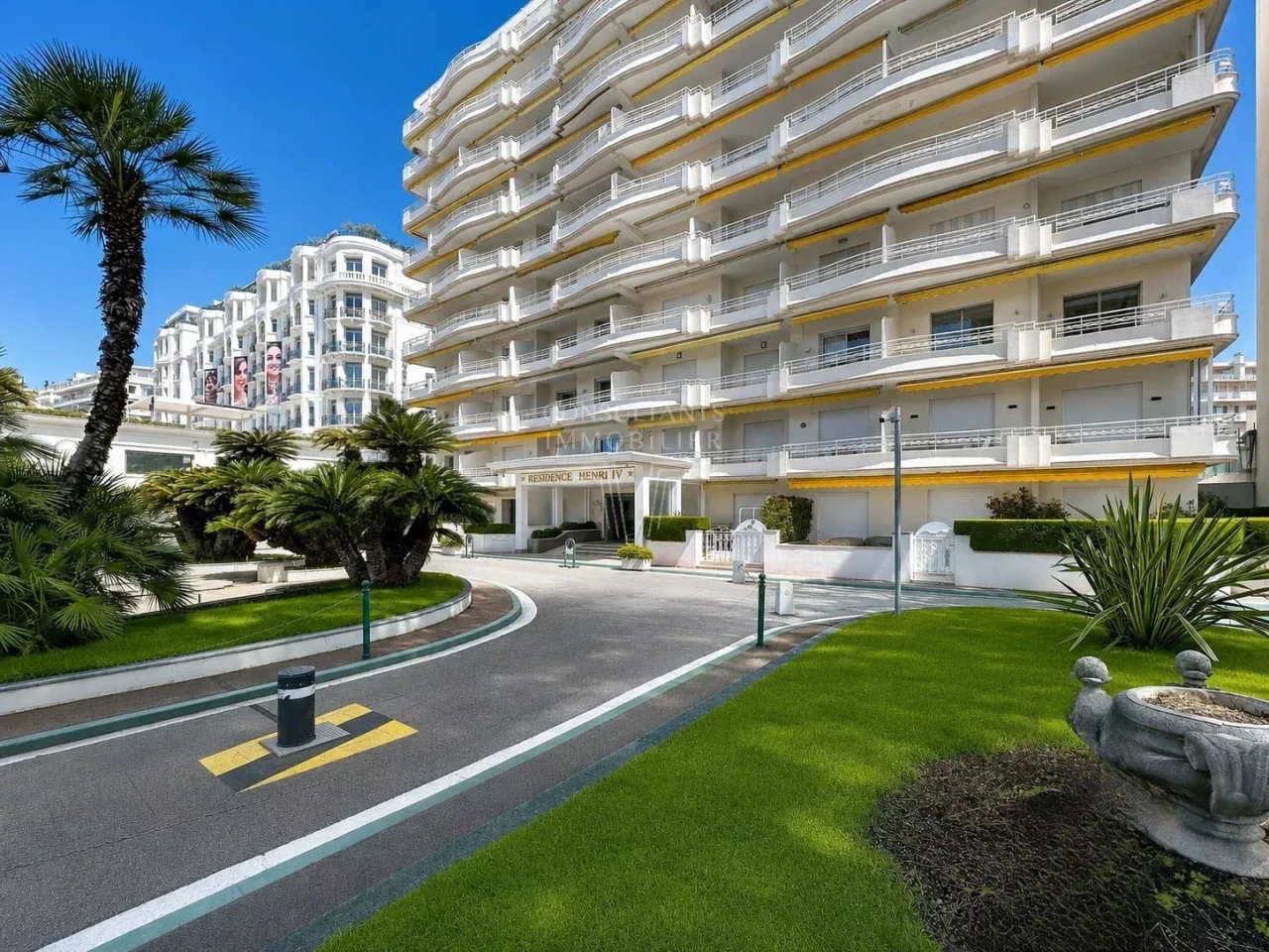 Квартира в Каннах, Франция, 76 м² - фото 1