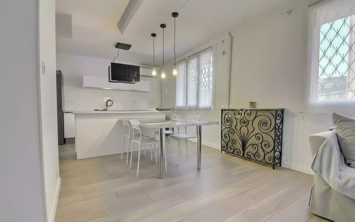 Квартира в Каннах, Франция, 72 м² - фото 1