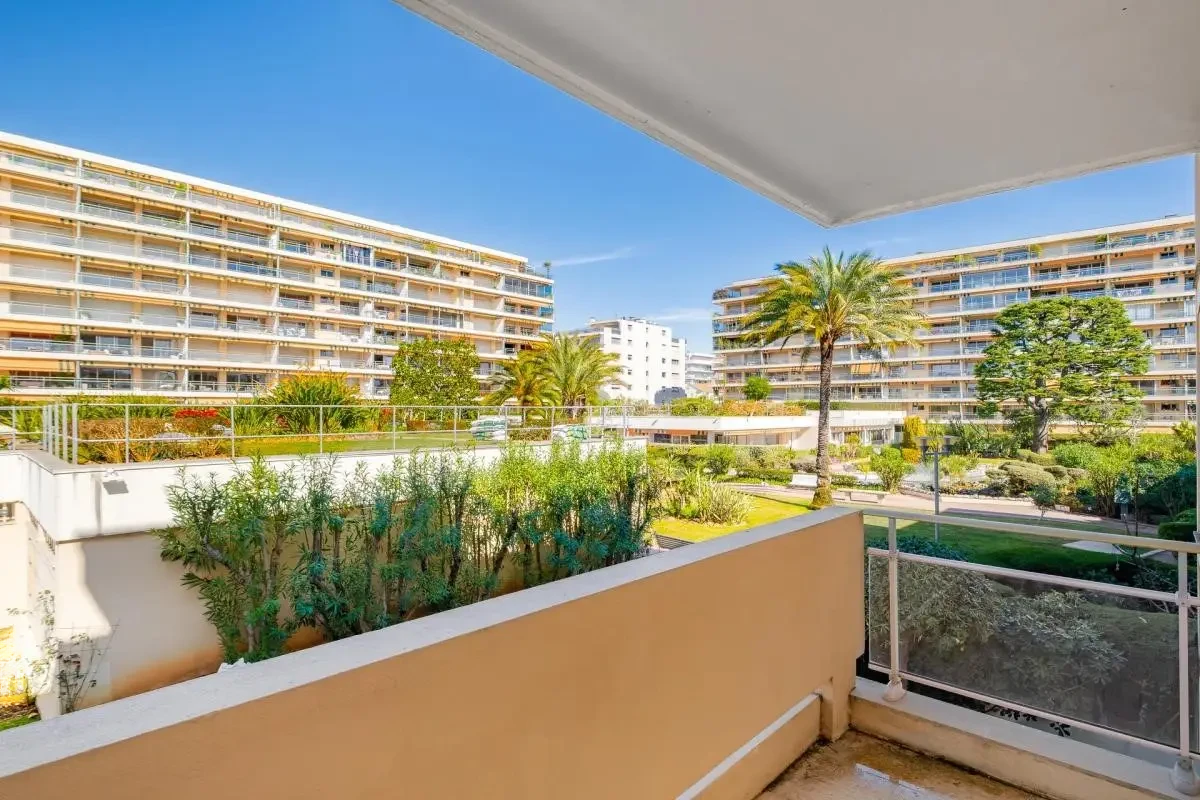 Квартира в Каннах, Франция, 30 м² - фото 1