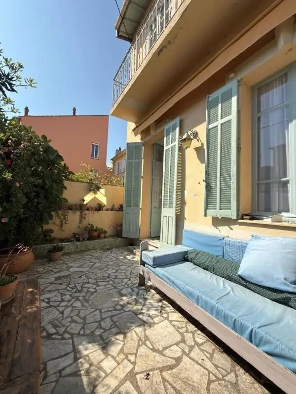Квартира в Каннах, Франция, 48 м² - фото 1