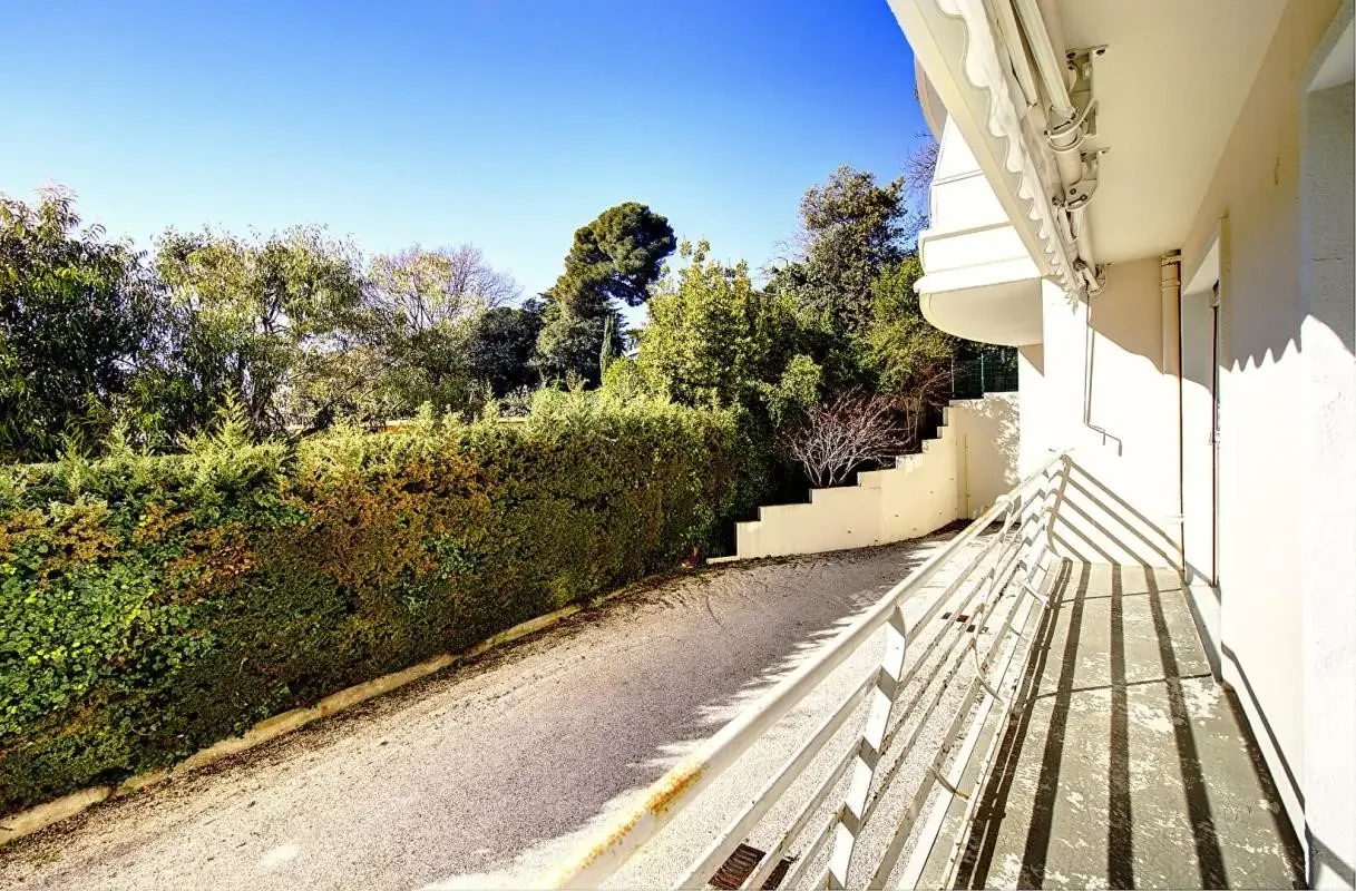 Квартира в Каннах, Франция, 47 м² - фото 1