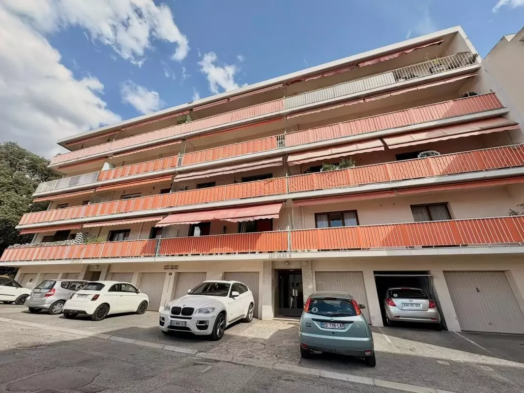 Квартира в Каннах, Франция, 70 м² - фото 1