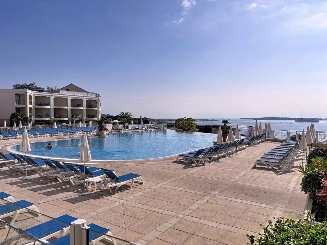 Квартира в Каннах, Франция, 35 м² - фото 1