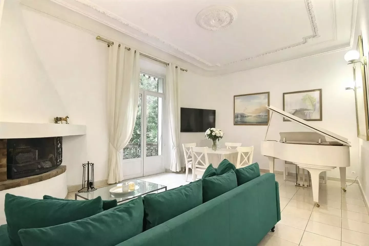 Квартира в Каннах, Франция, 77 м² - фото 1