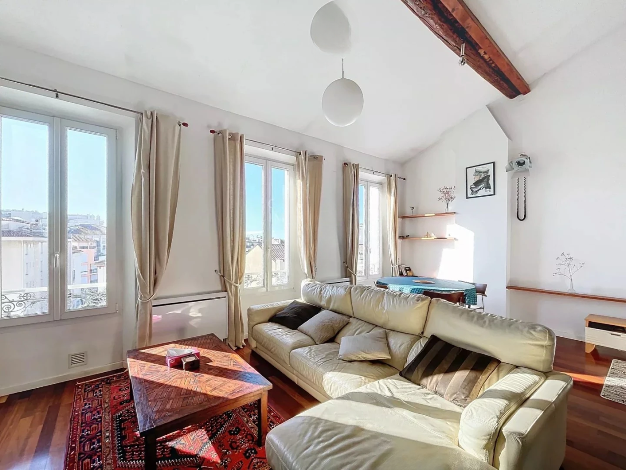 Квартира в Каннах, Франция, 95 м² - фото 1