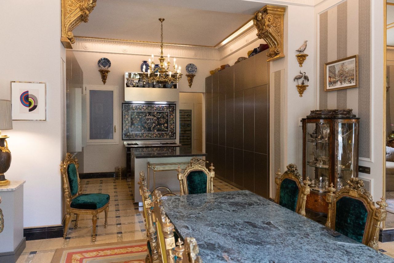 Квартира в Барселоне, Испания, 250 м² - фото 16
