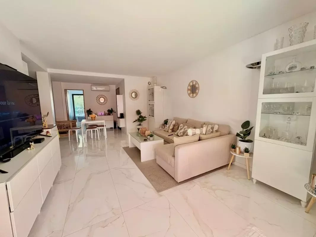 Квартира в Каннах, Франция, 70 м² - фото 2