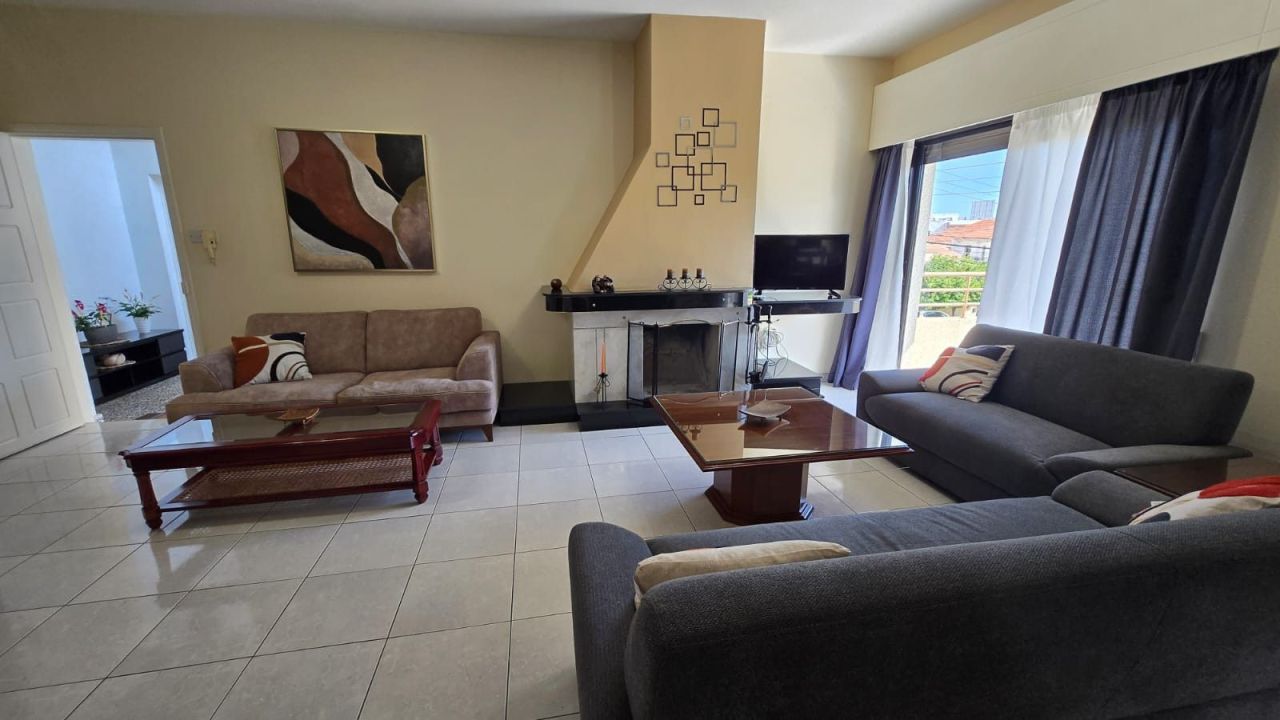 Апартаменты в Айос-Атанасиосе, Кипр, 170 м² - фото 3
