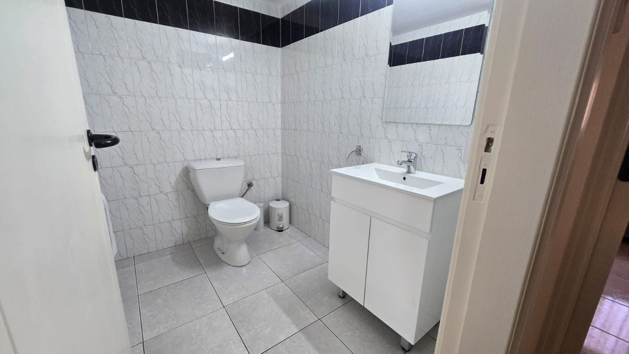 Апартаменты в Айос-Атанасиосе, Кипр, 170 м² - фото 4