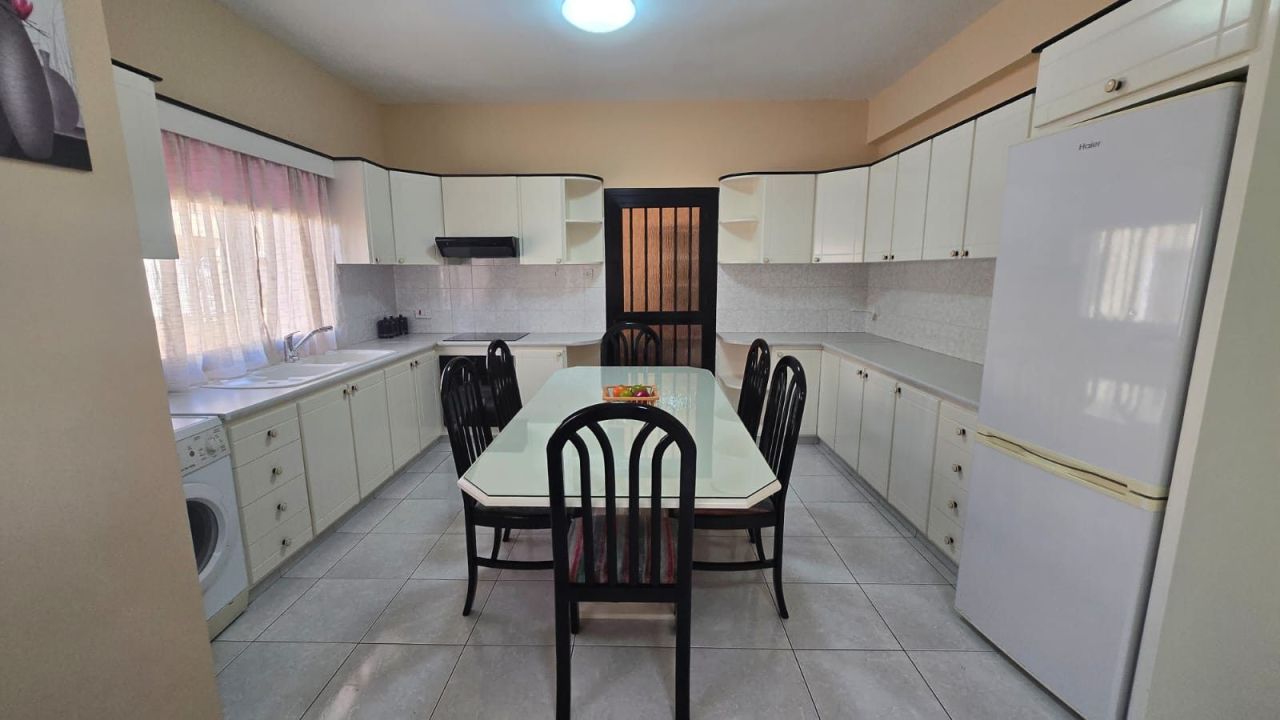 Апартаменты в Айос-Атанасиосе, Кипр, 170 м² - фото 5