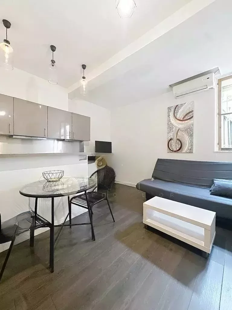 Квартира в Каннах, Франция, 22 м² - фото 2