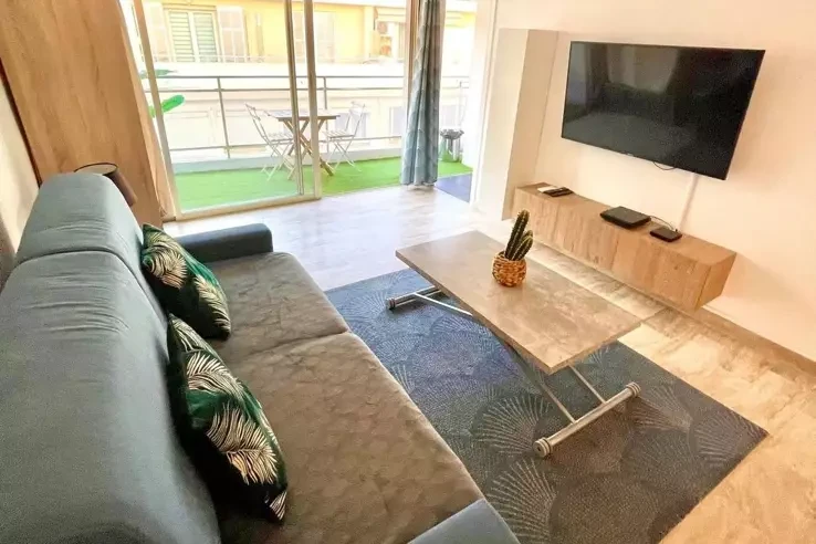 Квартира в Каннах, Франция, 24 м² - фото 1