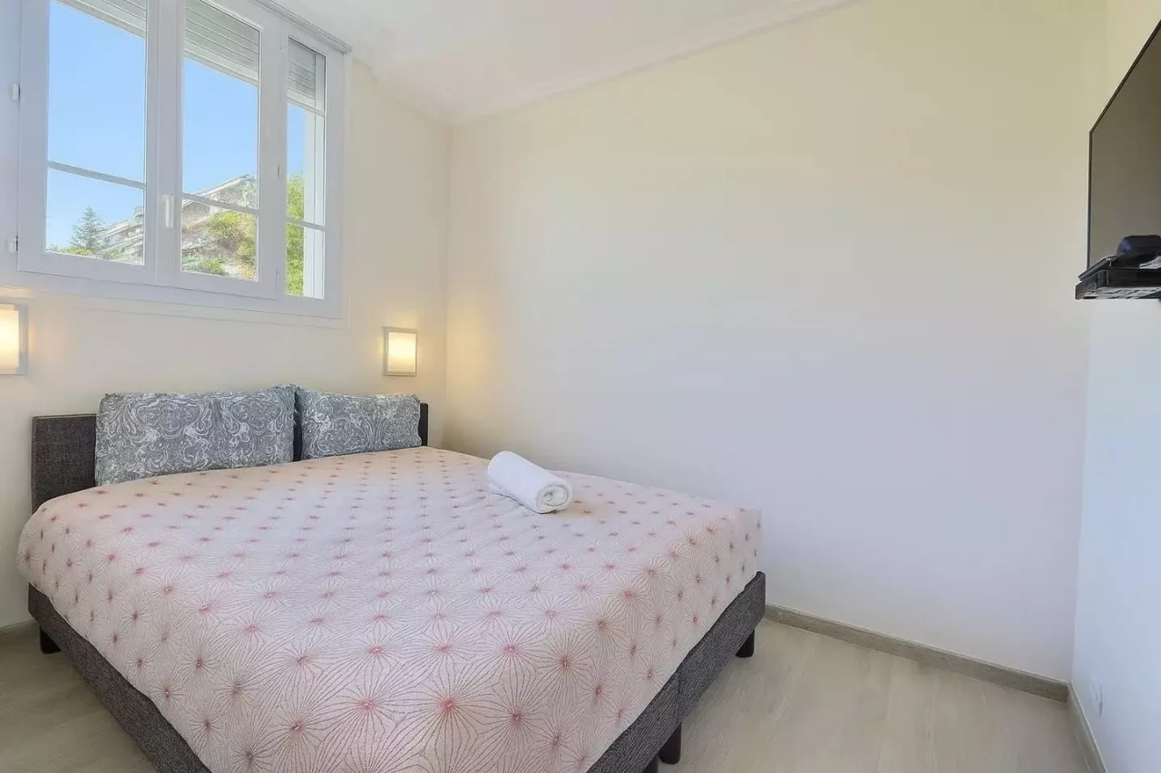 Квартира в Каннах, Франция, 28 м² - фото 5