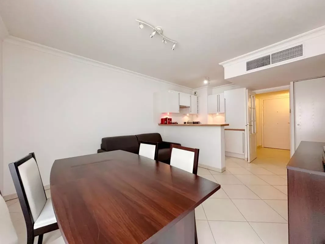 Квартира в Каннах, Франция, 36 м² - фото 8