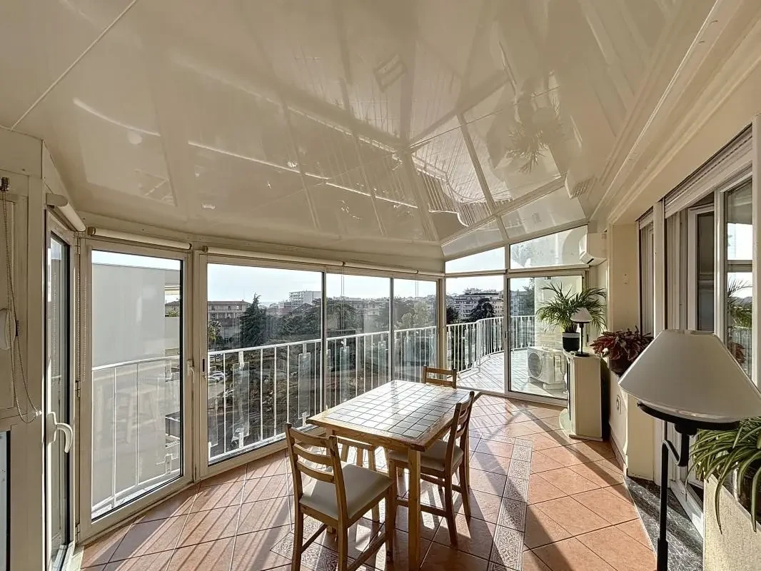 Квартира в Каннах, Франция, 100 м² - фото 10