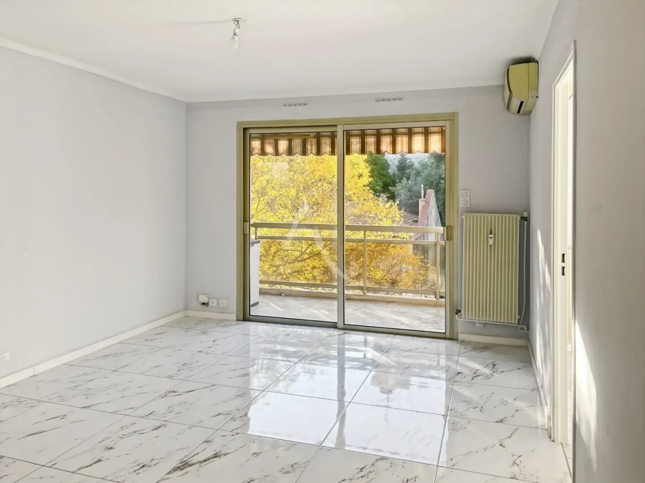 Квартира в Каннах, Франция, 36 м² - фото 10