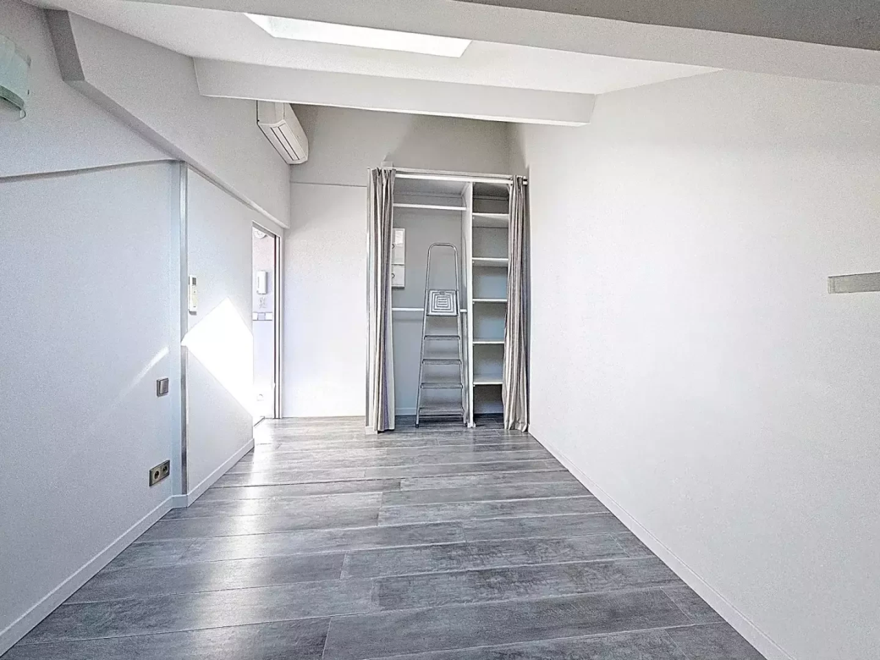 Квартира в Каннах, Франция, 44 м² - фото 11