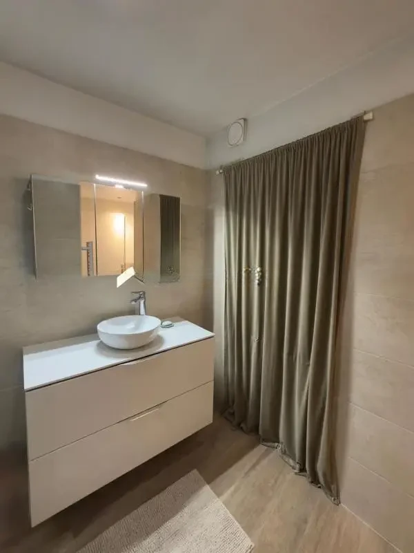 Квартира в Каннах, Франция, 48 м² - фото 12