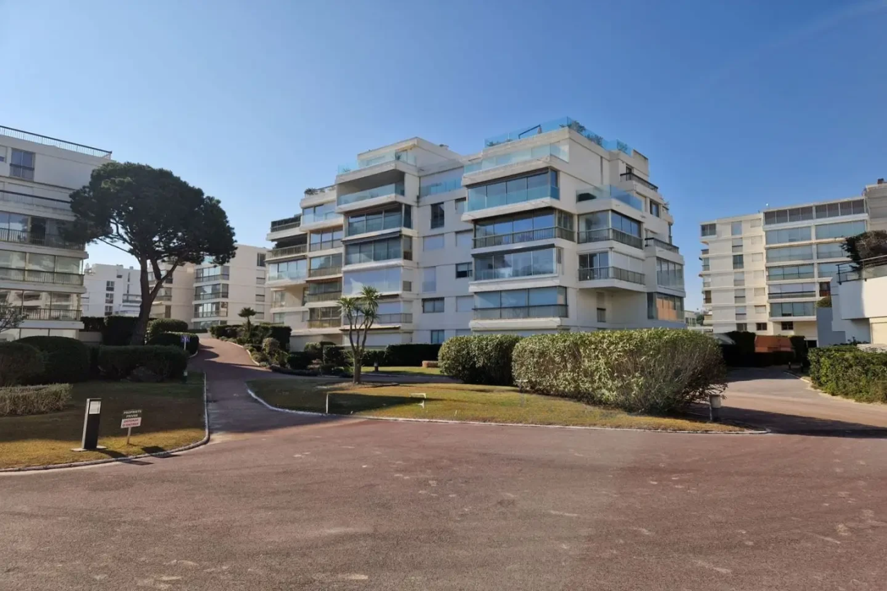 Квартира в Каннах, Франция, 80 м² - фото 11