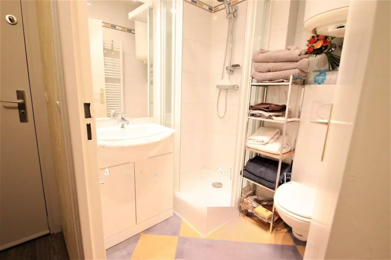 Квартира в Каннах, Франция, 80 м² - фото 13