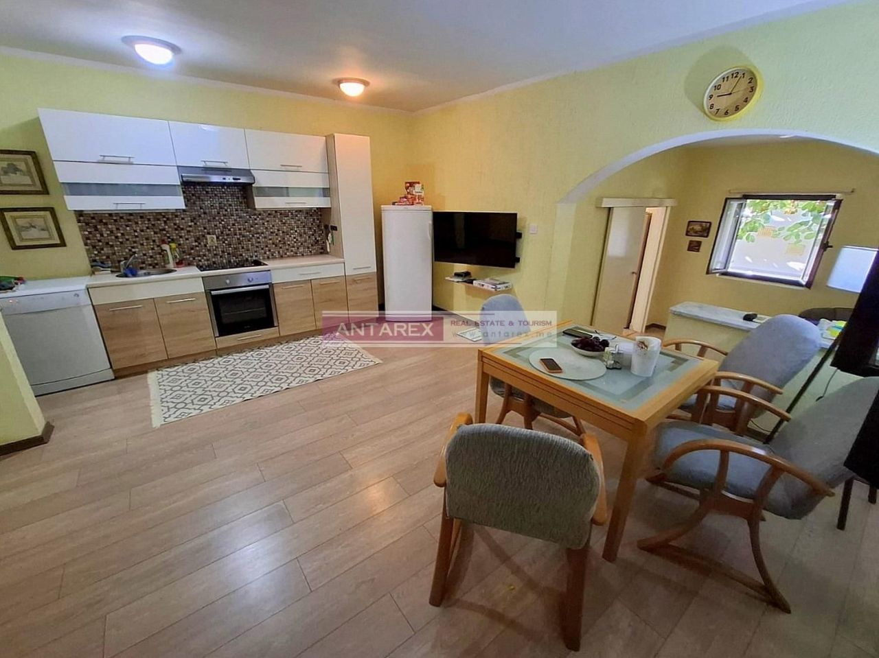 Апартаменты в Херцег-Нови, Черногория, 109 м² - фото 2