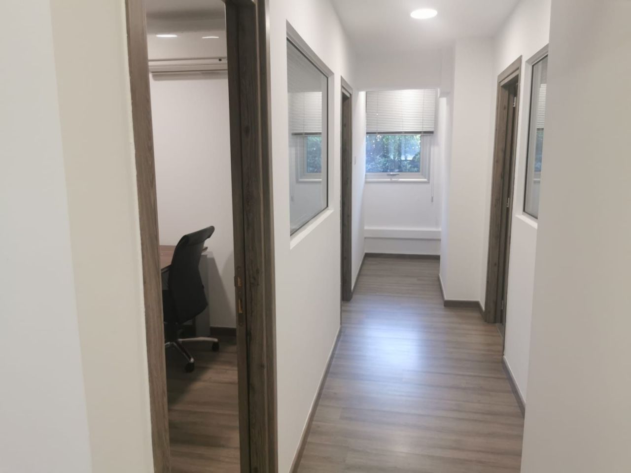 Офис Agia Zoni, Кипр, 150 м² - фото 1