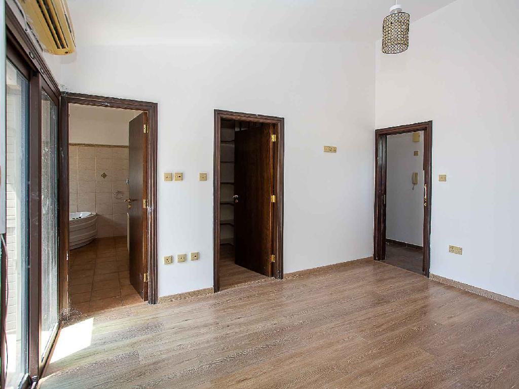 Дом в Айос-Атанасиосе, Кипр, 251 м² - фото 14