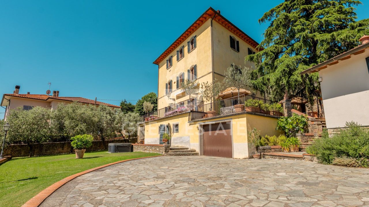 Вилла в Кастильон-Фиорентино, Италия, 474.5 м² - фото 5