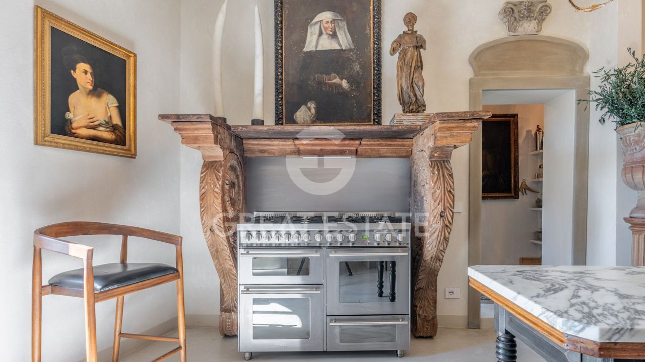 Вилла в Кастильон-Фиорентино, Италия, 474.5 м² - фото 12