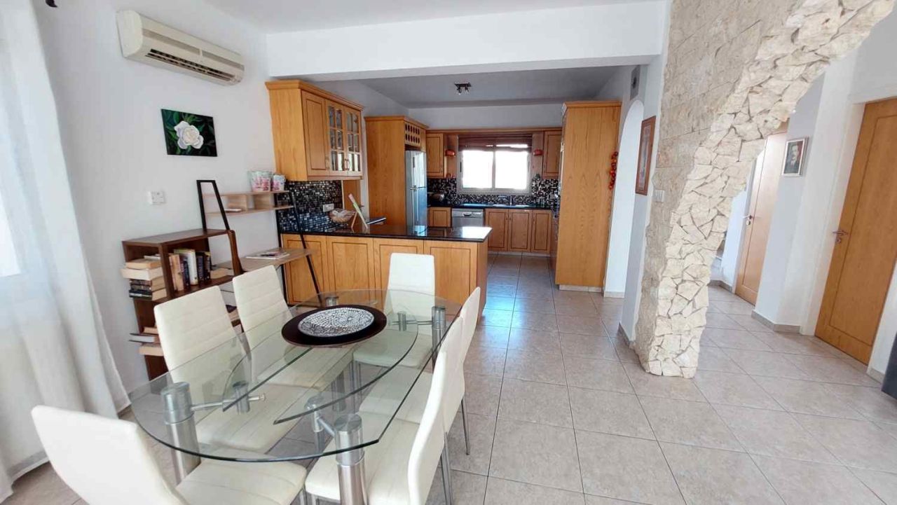 Вилла в Пафосе, Кипр, 160 м² - фото 11