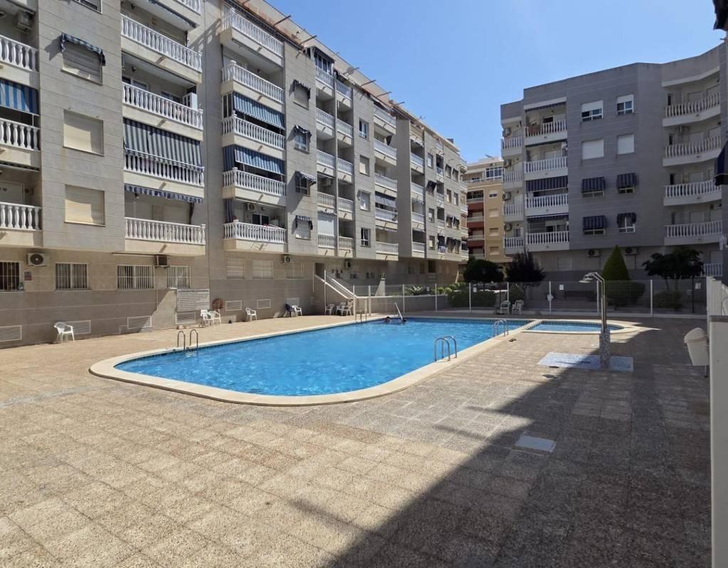 Квартира в Торревьехе, Испания, 60 м² - фото 1