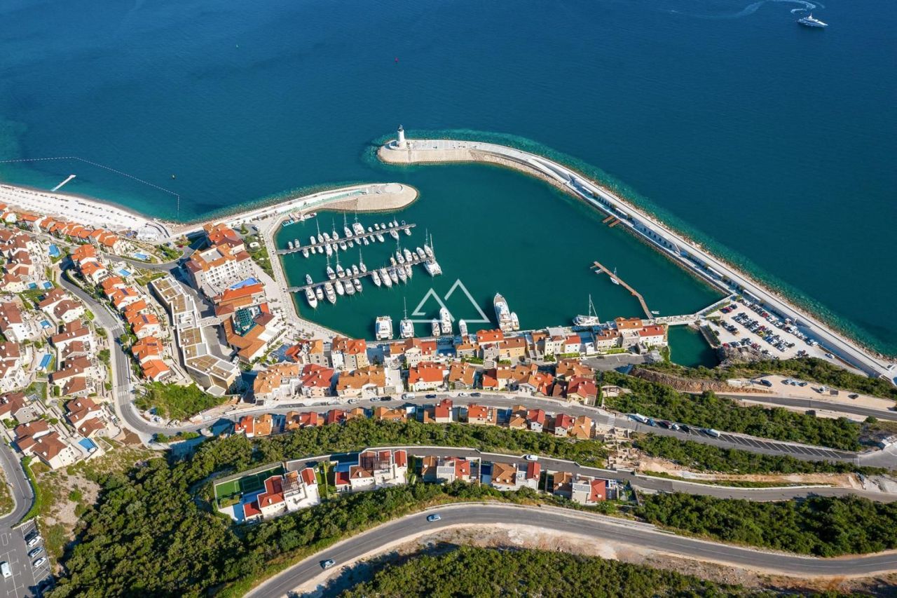 Апартаменты на полуострове Луштица, Черногория, 138 м² - фото 1