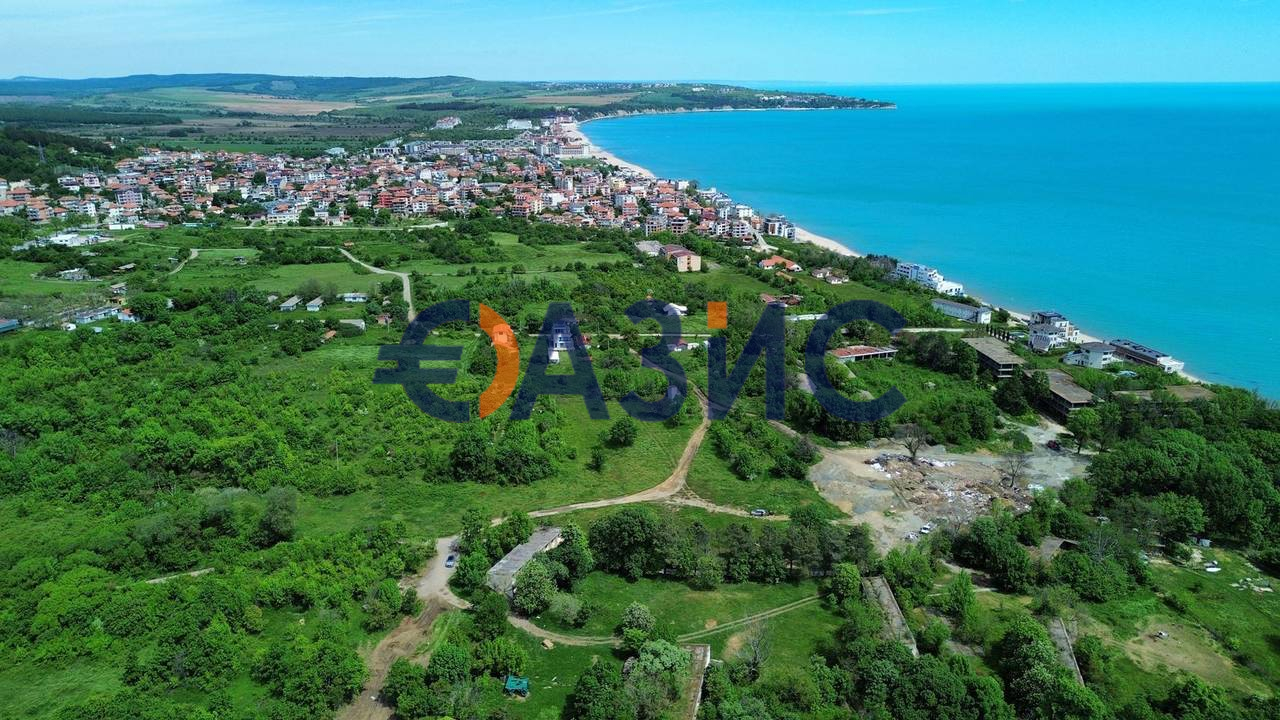 Коммерческая недвижимость в Обзоре, Болгария, 14 563 м² - фото 1