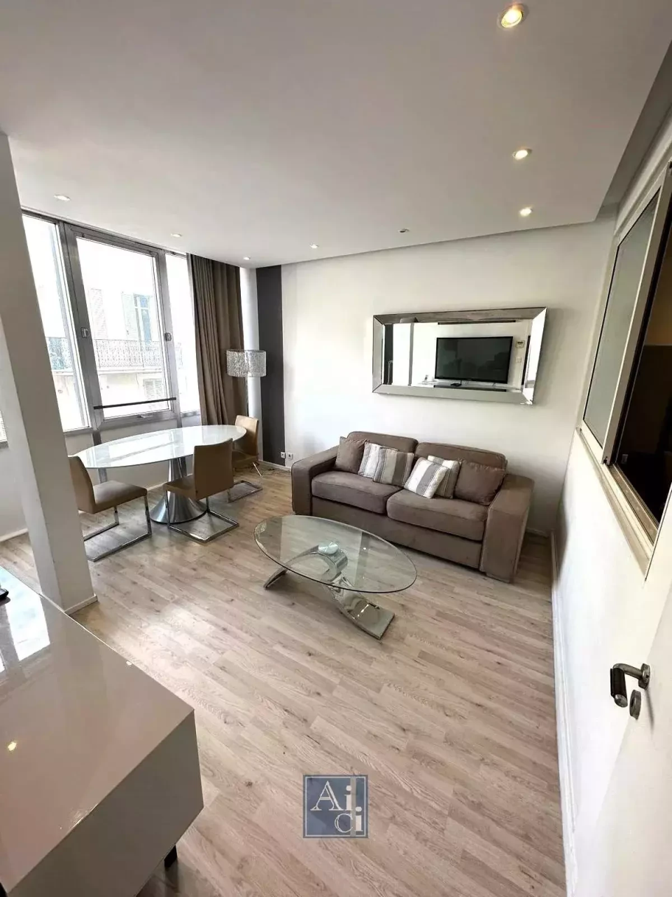 Квартира в Каннах, Франция, 57 м² - фото 1